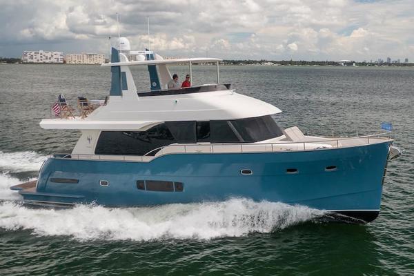 2017 OUTER REEF TRIDENT 620 TRIDENT