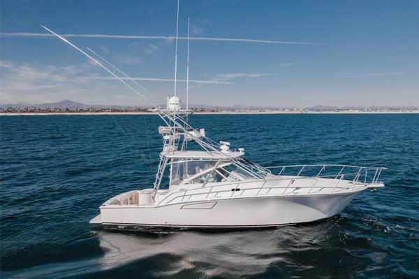 2008 CABO 40 EXPRESS