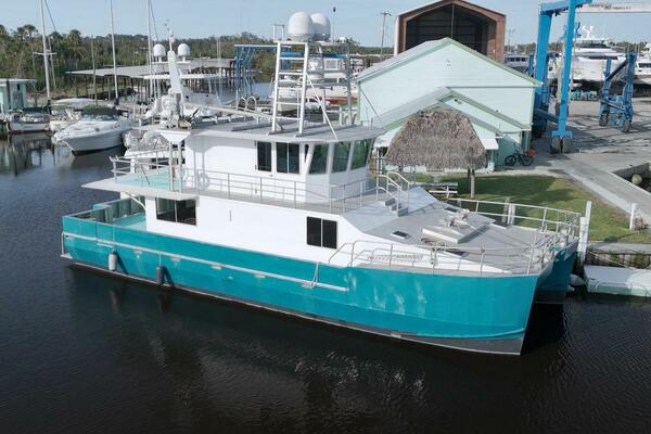 2006 CUSTOM BEARCAT MARINE CATAMARAN