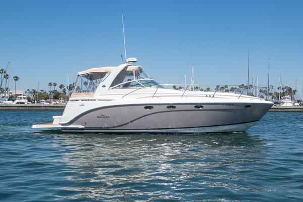 2008 RINKER 40 EXPRESS CRUISER