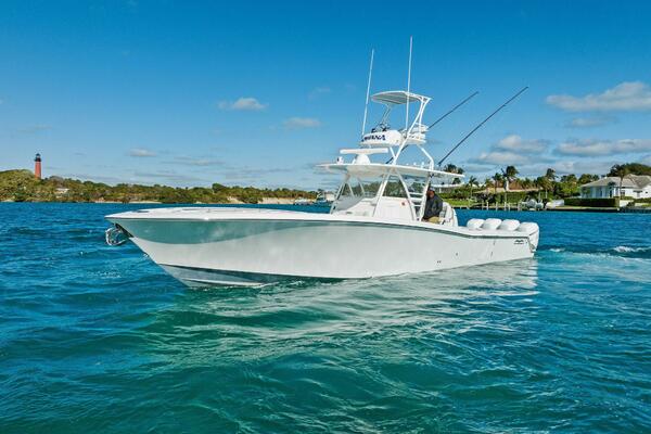 2019 INVINCIBLE 42 OPEN FISHERMAN