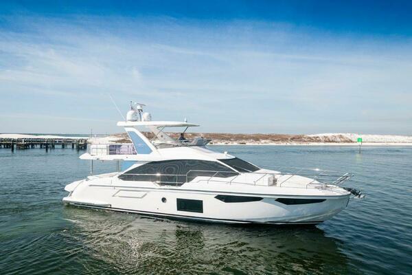 2020 AZIMUT 60 FLYBRIDGE