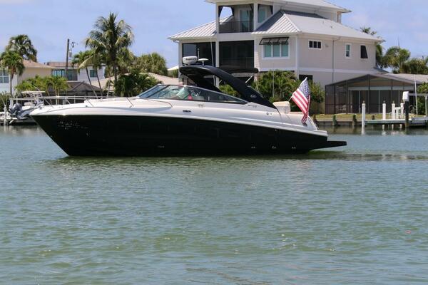 2013 SEA RAY 370 VENTURE