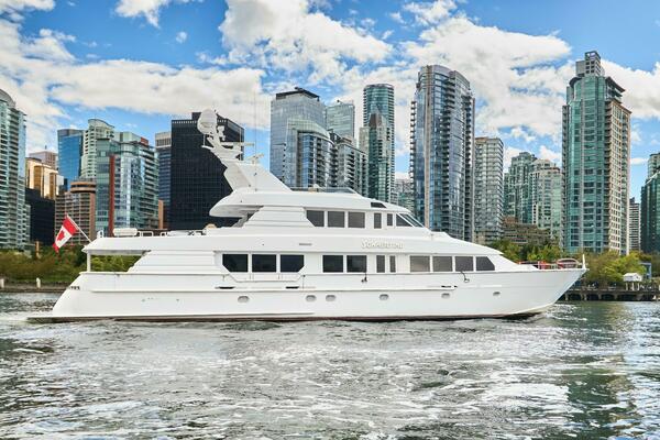 1997 HATTERAS TRI-DECK MOTORYACHT