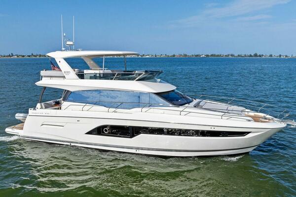 2020 PRESTIGE 630 FLYBRIDGE