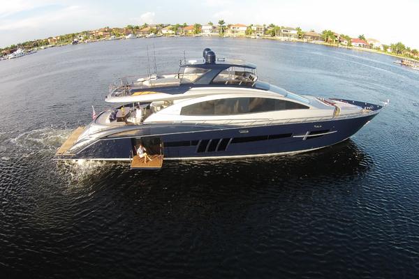 2012 LAZZARA YACHTS 92 MOTOR YACHT FLYBRIDGE